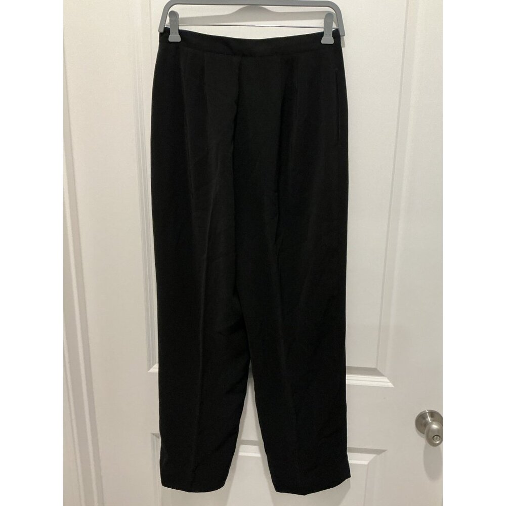 Kasper Pant Suit Size 10 Black Pleated Pant 3 Button Jacket Short Scarf Included - Picture 4 of 11